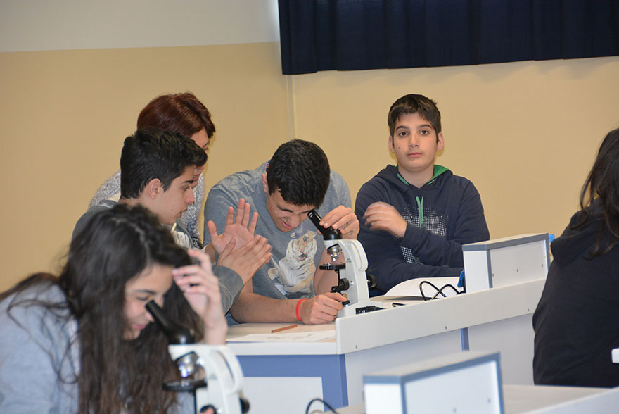 eksoplismos-ergastiriou-fisikwn-epistimwn_1